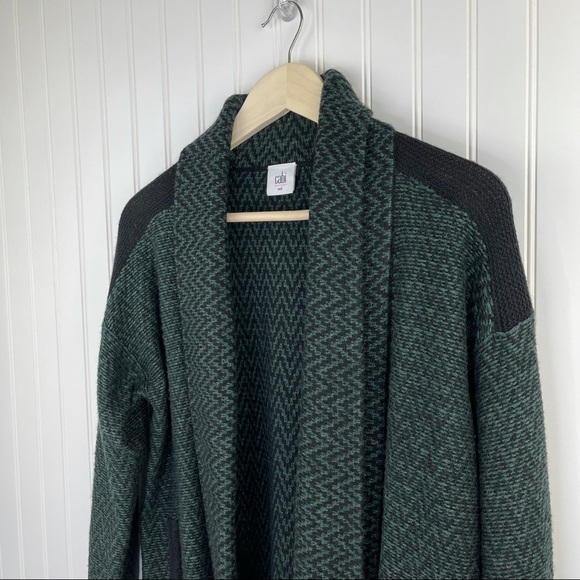 CAbi #3015 Fireside Green Black Knit Scarf Cardigan Sweater Size Medium - Picture 4 of 9